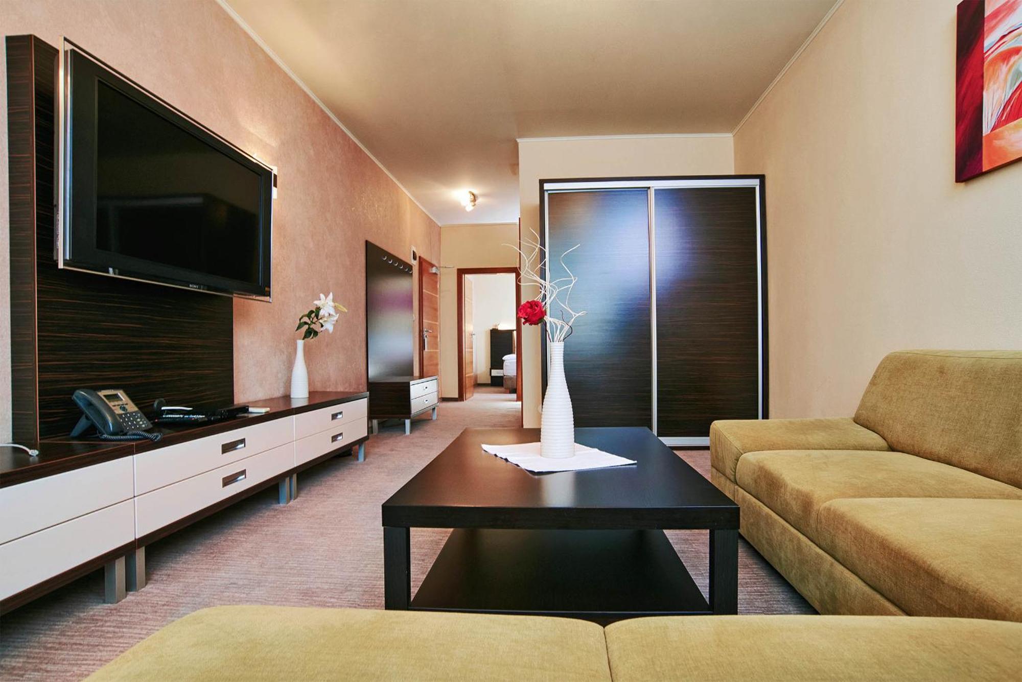 كَشّا Privilege - Empire Hotels Group المظهر الخارجي الصورة