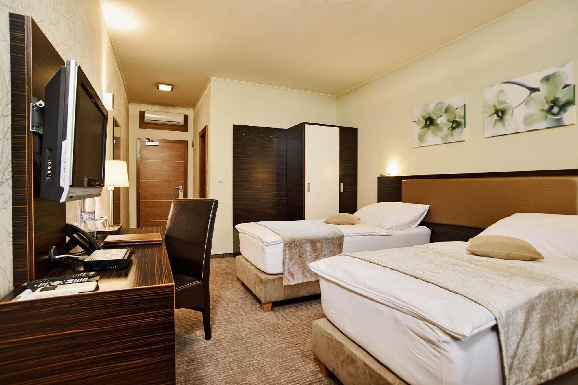 كَشّا Privilege - Empire Hotels Group المظهر الخارجي الصورة